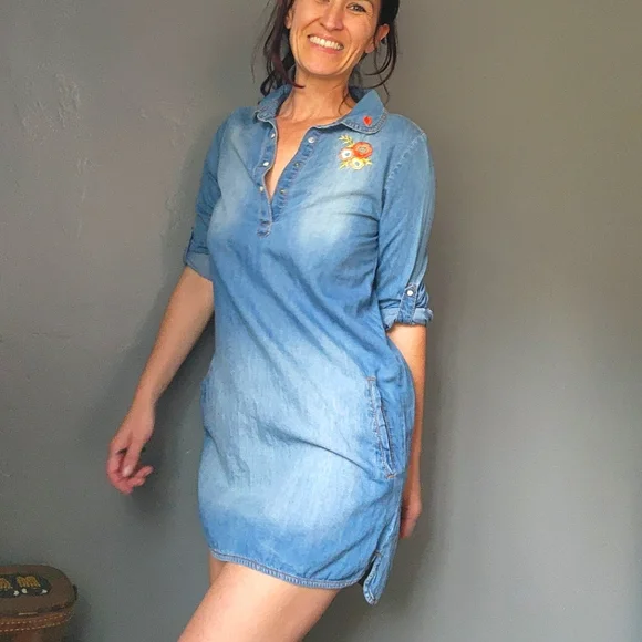Source Unknown Dresses | Denim Collared Mini Dress Embroidered 2 Pockets Capped Sleeves | Color: Blue | Size: S | Juliacerwin's Closet